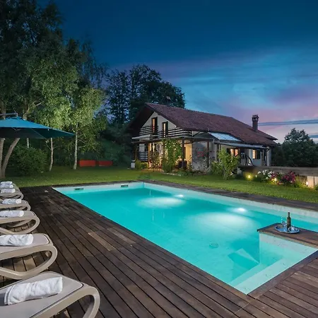 Bella, With Heated Pool *
