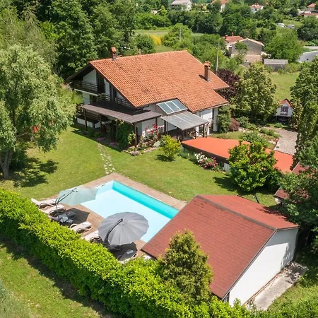 Villa Bella, With Heated Pool *
