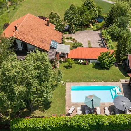 Bella, With Heated Pool Villa Cerovlje