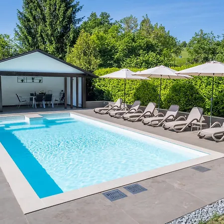 Bella, With Heated Pool Villa Cerovlje