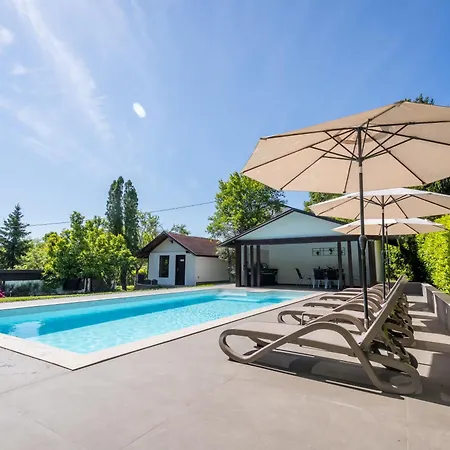 Bella, With Heated Pool Villa *