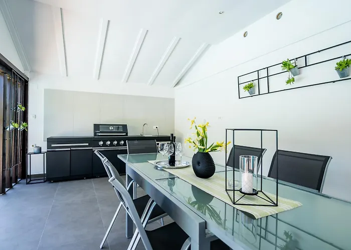 Bella, With Heated Pool