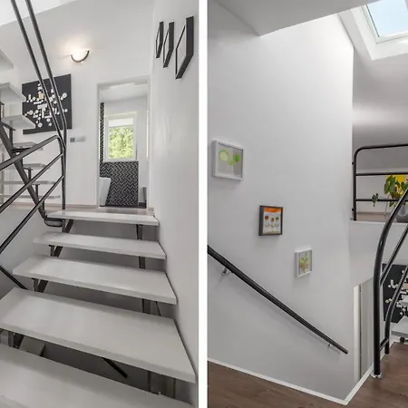 Bella, With Heated Pool Villa Cerovlje