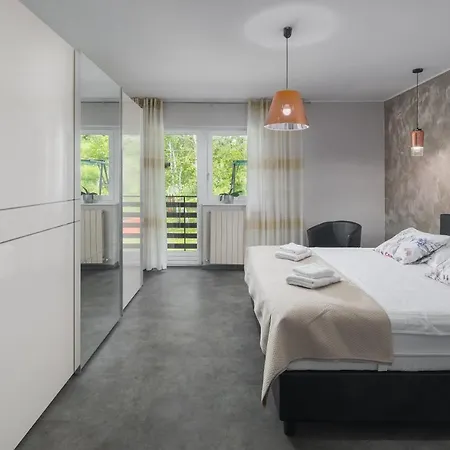 Bella, With Heated Pool