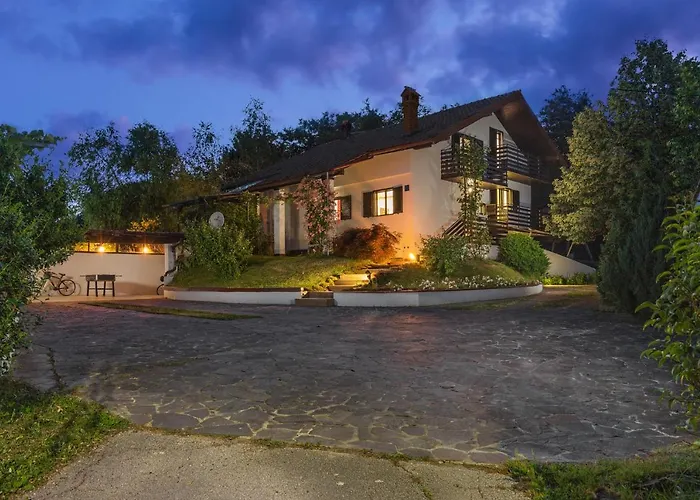 Bella, With Heated Pool *