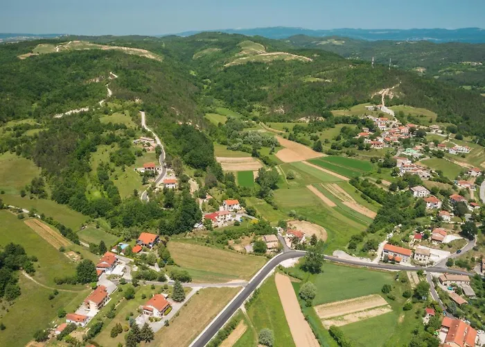 Bella, With Heated Pool Villa Cerovlje