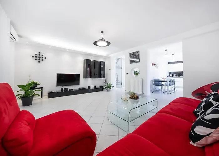 Bella, With Heated Pool * Cerovlje